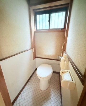 imgi_11_20562244_0010