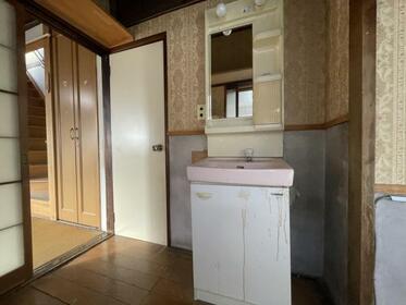 imgi_125_1939163055_373x280