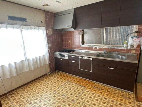 imgi_12_77716966_0006