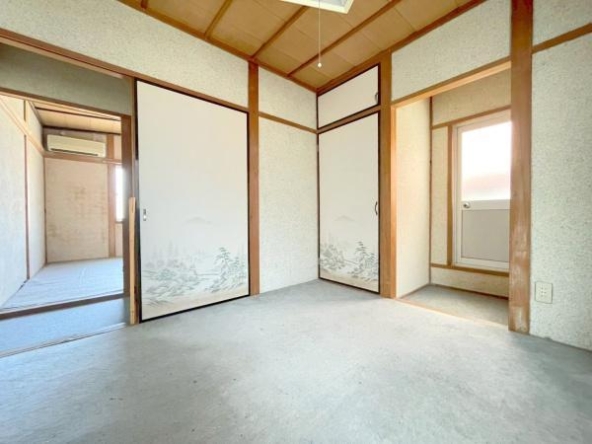 imgi_12_77778797_0010