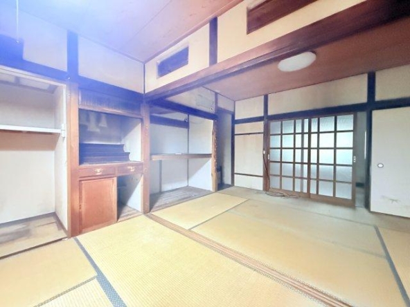 imgi_17_20562244_0011