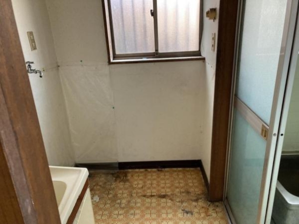 imgi_18_75447834_0020