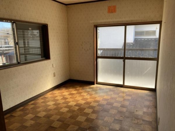 imgi_19_75447834_0025