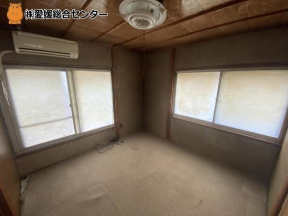 imgi_19_77802537_0015