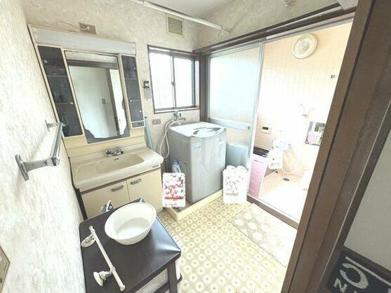 imgi_20_1862452665_557x418