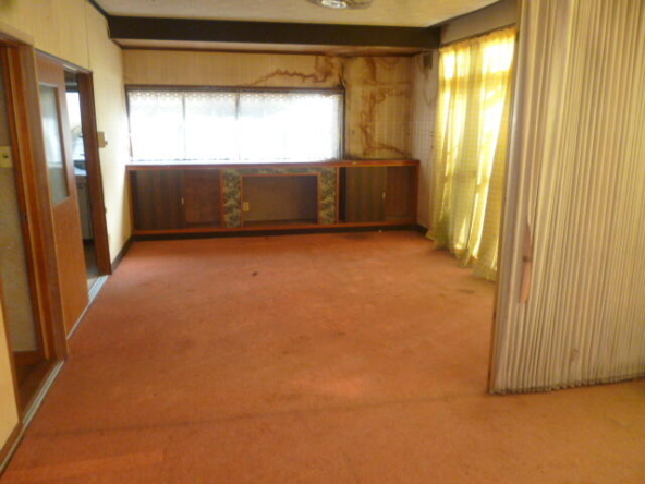 imgi_44_1955928585_640x480