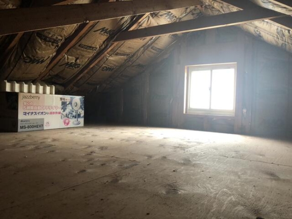 imgi_47_1780788645_640x480