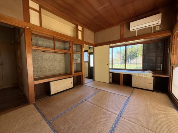 imgi_52_1975266628_640x480