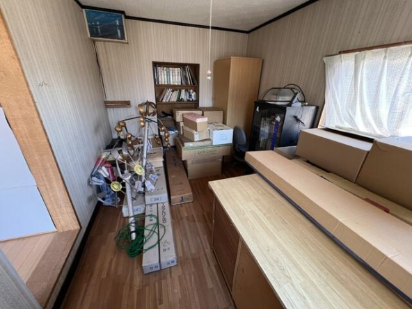 imgi_57_1954085331_640x480