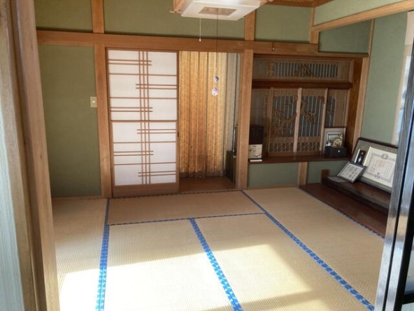 imgi_58_1967003327_640x480