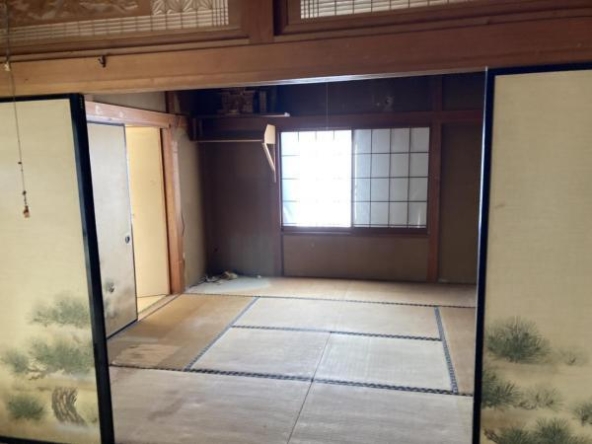 imgi_5_75447834_0016