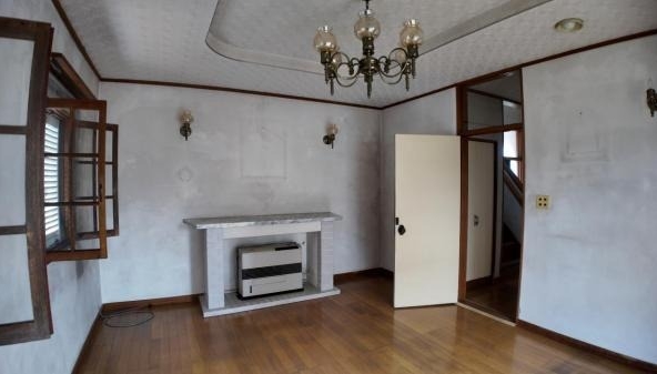 imgi_5_75665441_0028