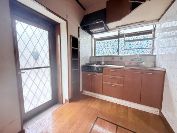 imgi_7_20562244_0005