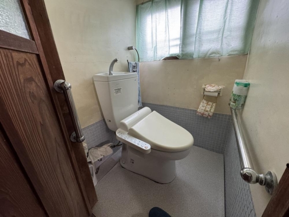 imgi_8_20115336_0005