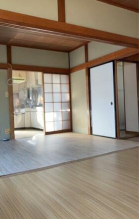 imgi_9_1970228111_281x500