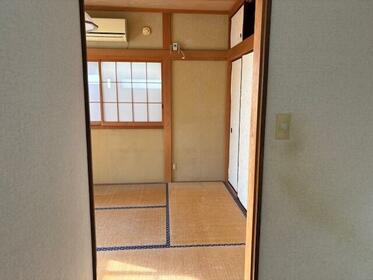 imgi_106_1935061454_373x280