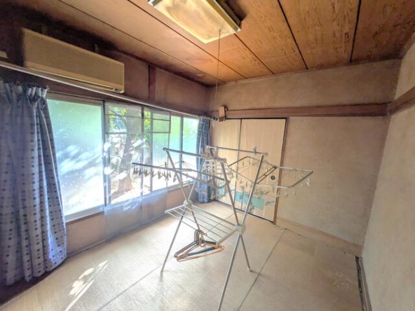 imgi_106_1985129098_640x481