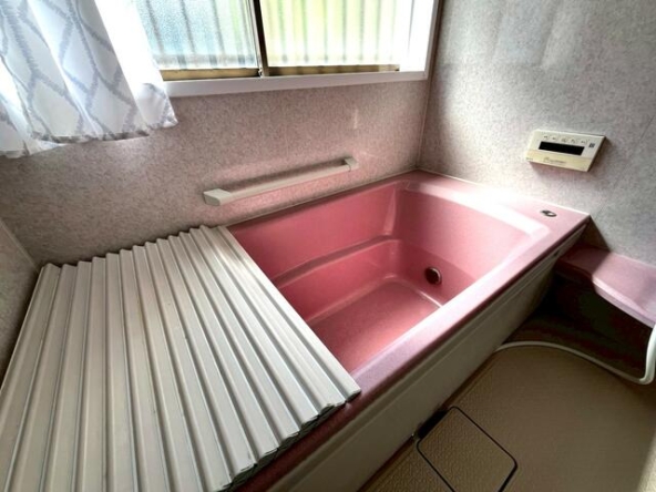 imgi_108_1982537125_640x480