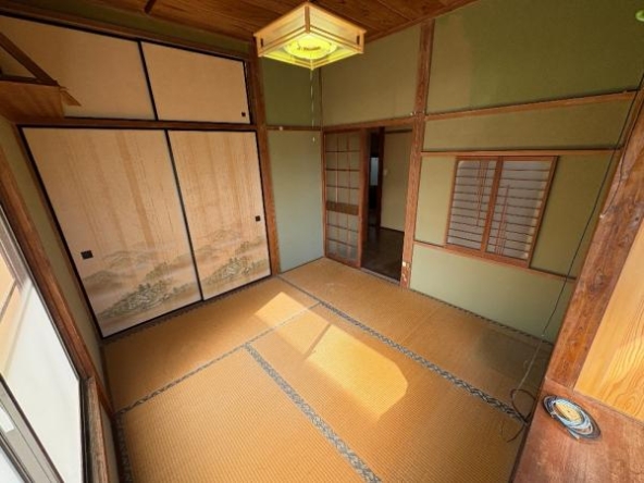 imgi_122_1923556543_600x450