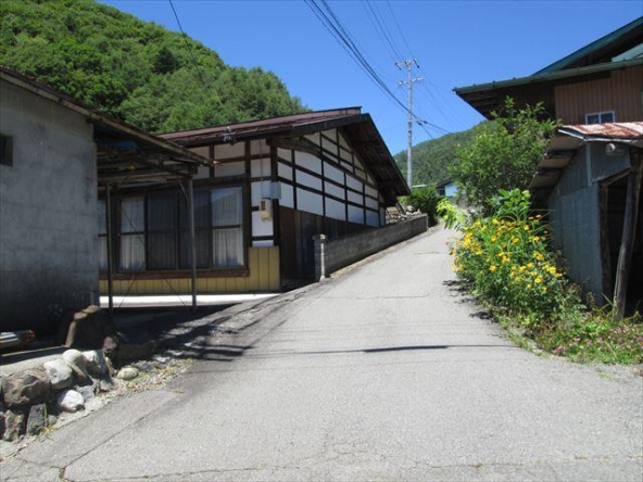 imgi_18_78142488_0019
