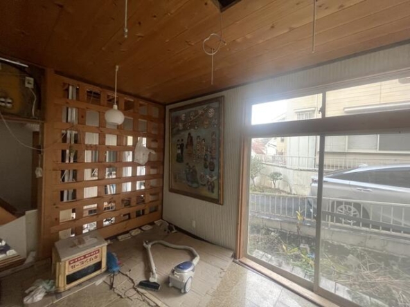 imgi_47_1953021903_640x480