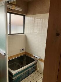 imgi_10_1967220252_210x280