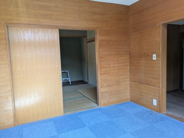 imgi_113_1891859143_640x480