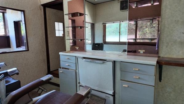 imgi_115_1888517941_600x337