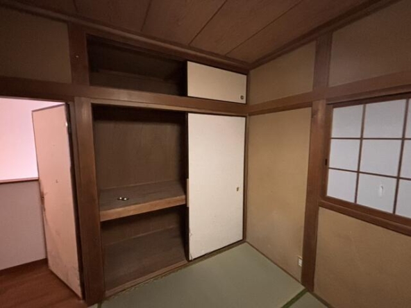 imgi_62_1995649847_640x480