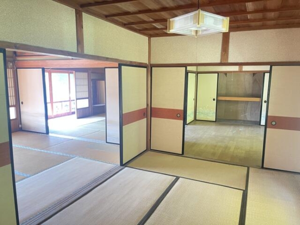 imgi_113_1790119955_640x480