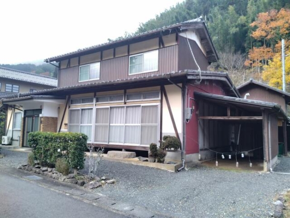 imgi_117_1930220365_640x480