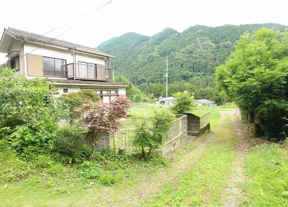 imgi_103_2007831592_640x427