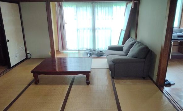 imgi_114_1999698650_640x360