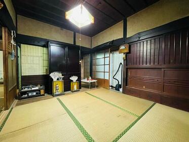 imgi_48_1805091495_373x280