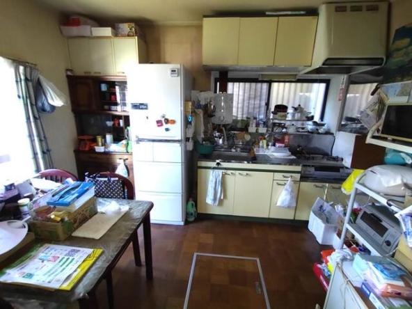 imgi_132_2022847451_640x480