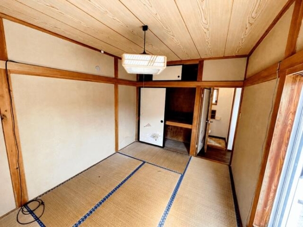 imgi_133_2022152903_640x480