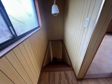imgi_141_1979863359_373x280